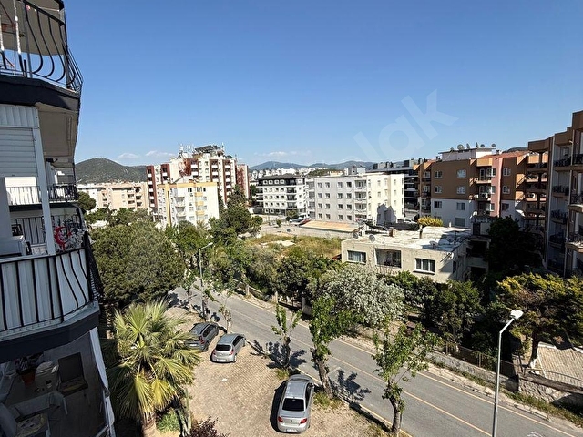 Kuşadası’nda Deniz Manzaralı 2+1 Daire - Görsel 10