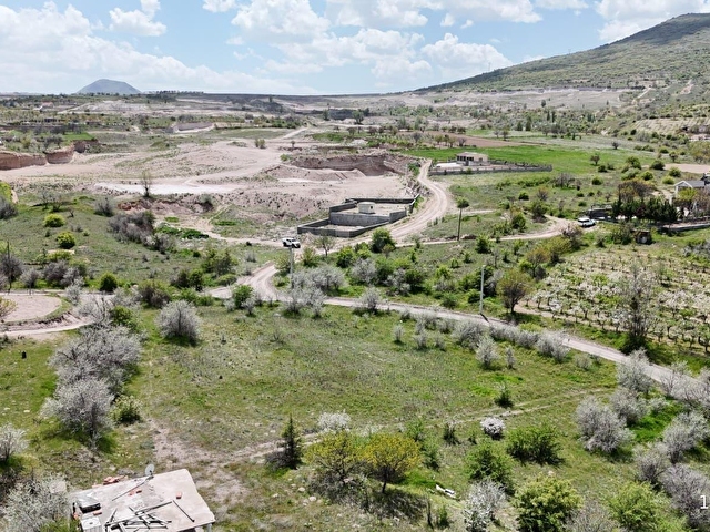 SERTOĞLU EMLAKTAN UÇHİSARDA SATILIK 2.600 m2 HOBİ BAHÇESİ - Görsel 12