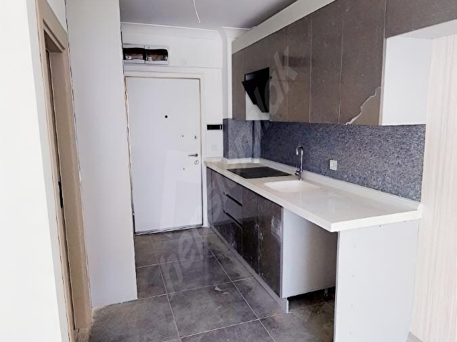 TURYAPTAN YENİKENT BULVAR ÜSTÜ SIFIR ÖNÜ KAPANMAZ KİRALIK DAİRE - Görsel 3