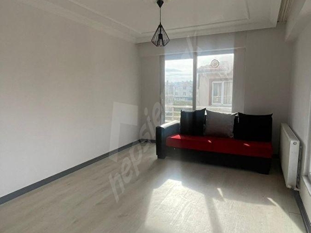 KARASUDA DENİZE YÜRÜME MESAFESİNDE 2+1 SATILIK MASRAFSIZ DAİRE!!! - Görsel 4