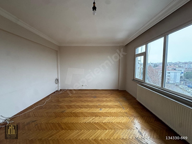 CİVELEKTE 2+1 ÖNÜ AÇIK BOŞ SATILIK DAİRE - Görsel 3