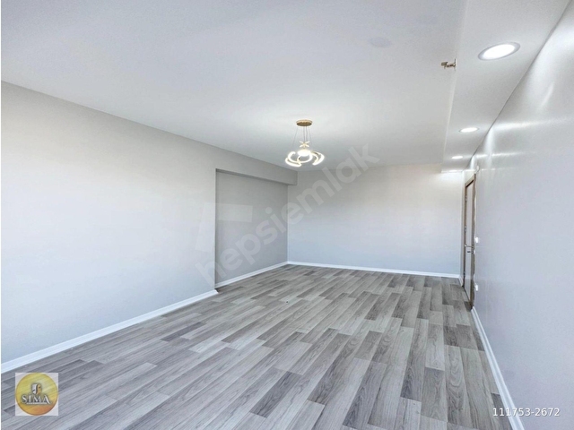 SİTE İÇİ 1+1 METROBÜSE YAKIN ANA CADDE ÜZERİ KREDİYE UYGUN DAİRE - Görsel 6
