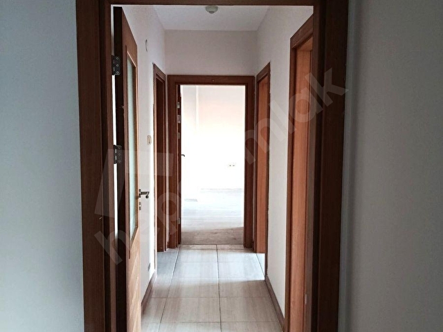 Sümer Mahallesinde 4+1 Kiralık Daire - Görsel 9