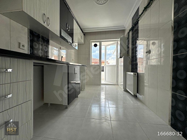 TANDOĞAN MH.DE SATILIK YAPILI 3+1 DAİRE RŞT GAYRİMENKUL DE 3. SON KAT