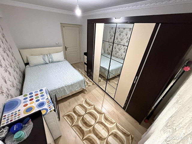 ALSANCAK MAHDE ARA KAT ÖN CEPHE 3+1 SATILIK DAİRE - Görsel 19