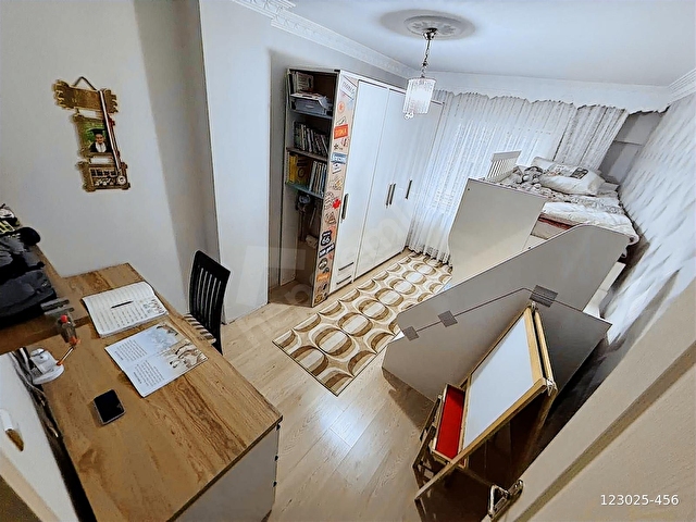 ALSANCAK MAHDE ARA KAT ÖN CEPHE 3+1 SATILIK DAİRE - Görsel 27
