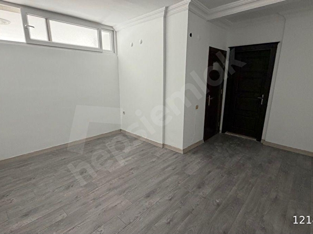GÜZELOBA MAH.KAPALI PAZAR YAKINI SİTE İÇERİSİNDE GENİŞ 2+1 DAİRE - Görsel 4