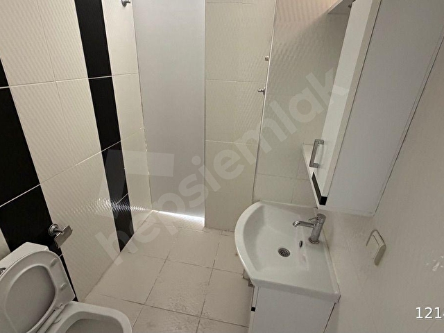 GÜZELOBA MAH.KAPALI PAZAR YAKINI SİTE İÇERİSİNDE GENİŞ 2+1 DAİRE - Görsel 5