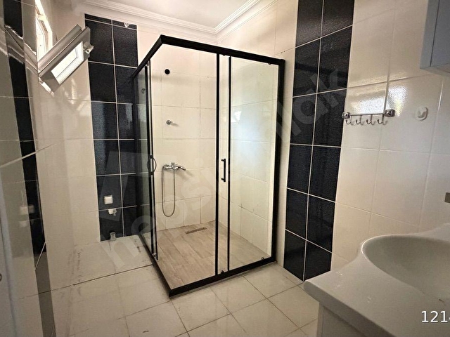 GÜZELOBA MAH.KAPALI PAZAR YAKINI SİTE İÇERİSİNDE GENİŞ 2+1 DAİRE - Görsel 8