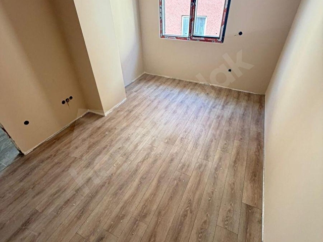 TEK YETKİLİ BAĞDATTAN KÜÇÜKYALIDA METROYA YAKIN TERASLI DAİRE - Görsel 15
