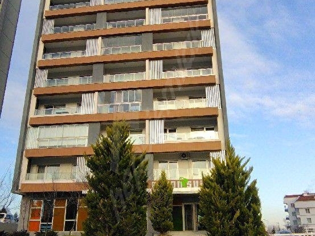 100.yıl odtü vişnelik işçi bloklarında kiralık daire.