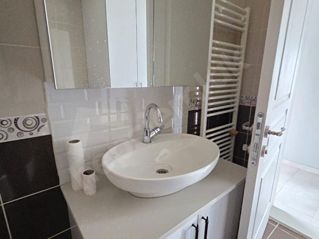 Yapracık TOKİ konutlarında, FULL YAPILI, ilk defa kiracı oturacak, ara kat kiralık daire... - Görsel 19