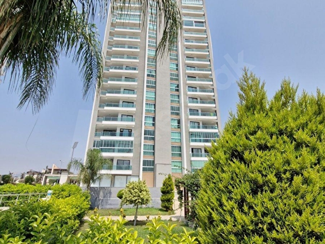 50. Yıl Sitesinde Havuzlu, Doğalgazlı, 5+1 Kiralık Lüks Daire - Görsel 2