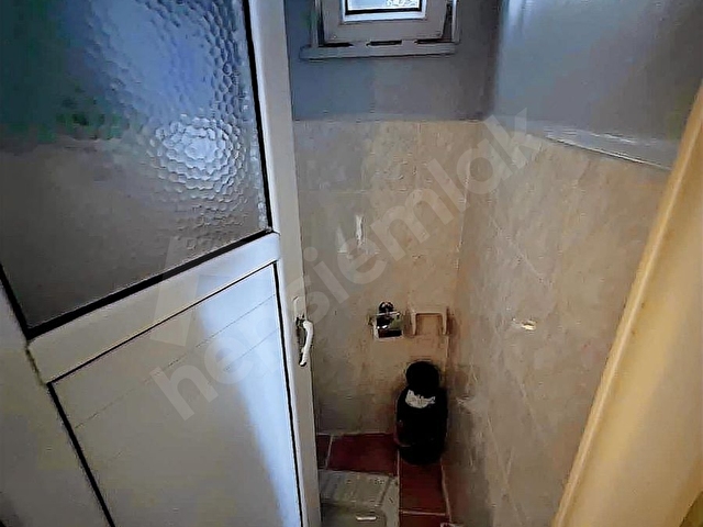UĞUR MUMCU MAHALLESİ TRAMVAYA YAKIN 1.KAT - Görsel 5