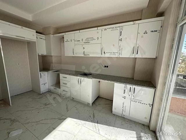 CİHANBEYLİ MERKEZ DE 2+1 SATILIK DAİRE