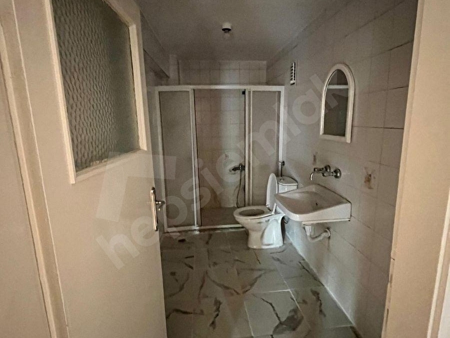 İZZET BAYSAL CD.ARA KAT 135M2 AİLE APARTMANI 3+1 BAKIMLI DAİRE - Görsel 16