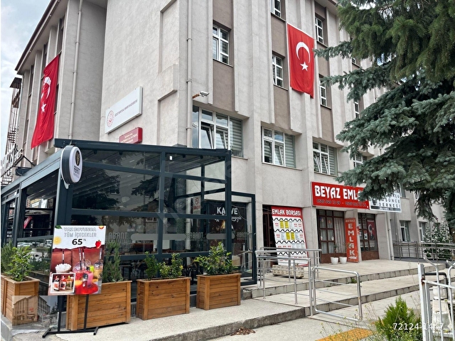 İZZET BAYSAL CD.ARA KAT 135M2 AİLE APARTMANI 3+1 BAKIMLI DAİRE - Görsel 21
