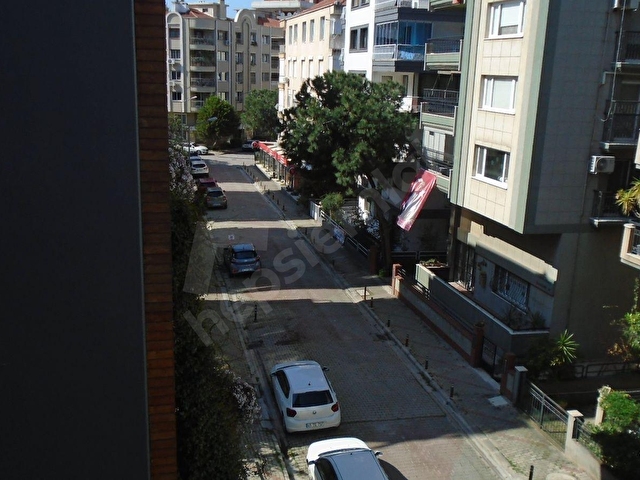 BOSTANLI İSKELEYE VE SAHİLE TRAMVAYA YAKIN KİRALIK 3+1 DAİRE - Görsel 3