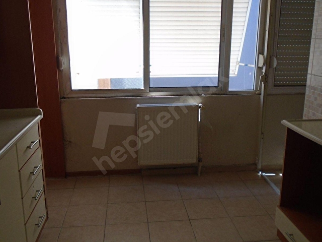 BOSTANLI İSKELEYE VE SAHİLE TRAMVAYA YAKIN KİRALIK 3+1 DAİRE - Görsel 12