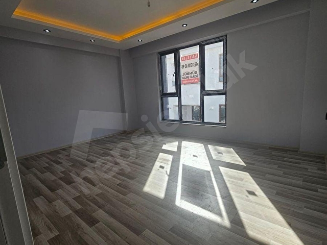 SÜNBÜL İNŞAAT EMLAKtan CADDE YANI ZEMİNDEN ISITMA LÜX 2+1