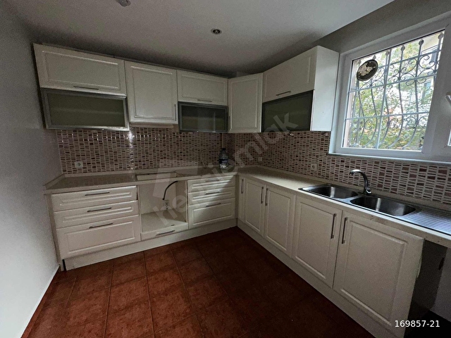 BEYLİKDÜZÜ BARIŞ MAH 3 KATLI TRİPLEX DAİRE MUTLU YUVA SİTESİ - Görsel 5