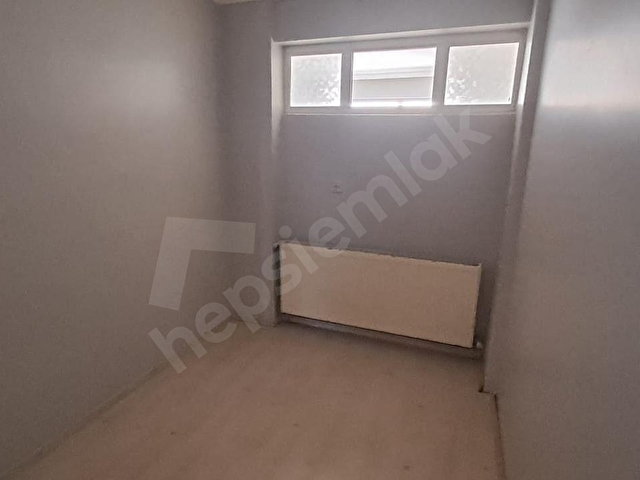 ŞİŞLİ FERİKÖYDE 5. KAT KOMBİLİ YENİ BOYALI 3 ODA 1 SALON OTURUMA HAZIR KİRALIK DAİRE - Görsel 17