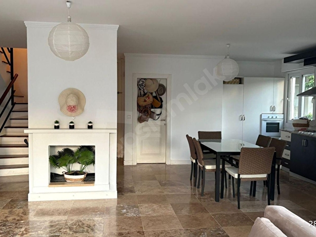 KUSADASİ’NDA DENİZ MANZARALİ MÜSTAKİL VİLLA - Görsel 23