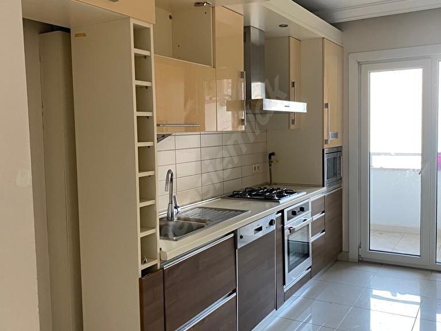 AVRUPA KONUTLARI TEM TADİLATLI HAVUZ MANZARALI KİRALIK 2+1 DAİRE - Görsel 17