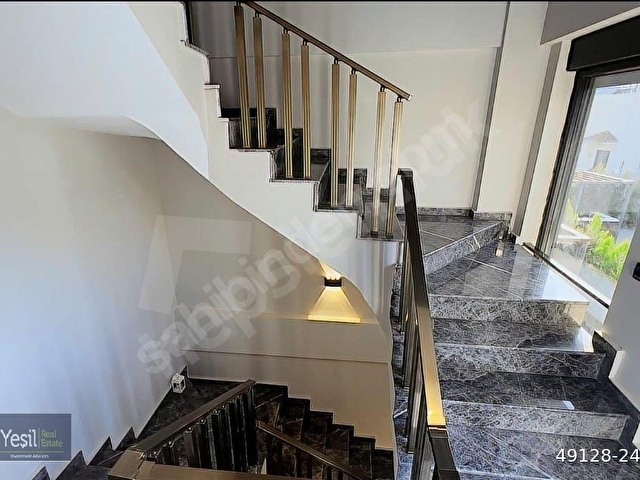 KUZDEREDE TRİPLEX 4+1 MÜSTAKİL SATILIK VİLLA - Görsel 12