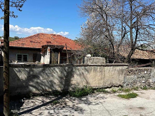 Dere Mahallesi Müstakil Ev ve Arsası 239 m2 - Görsel 4
