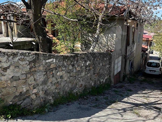 Dere Mahallesi Müstakil Ev ve Arsası 239 m2 - Görsel 3