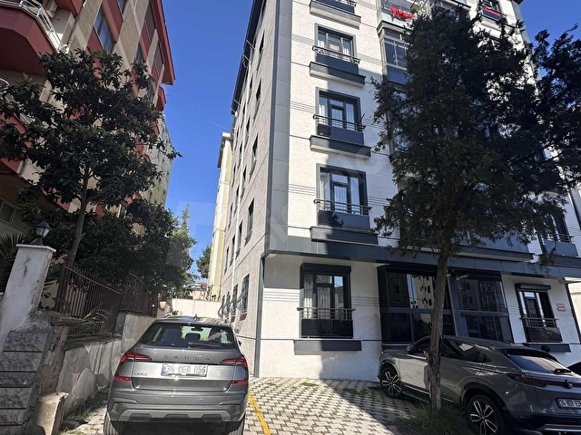 HOME GAYRİMENKUL DEN KARTALDA MERKEZİ KONUM YENİ SATILIK DAİRE! - Görsel 3