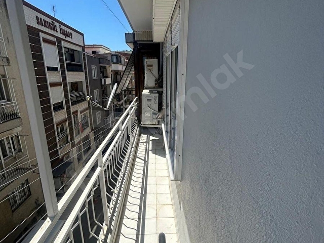 İzmir Bayraklı Merkez Satılık 2+1 DaireÇarşıya Yürüme Mesafesi - Görsel 17