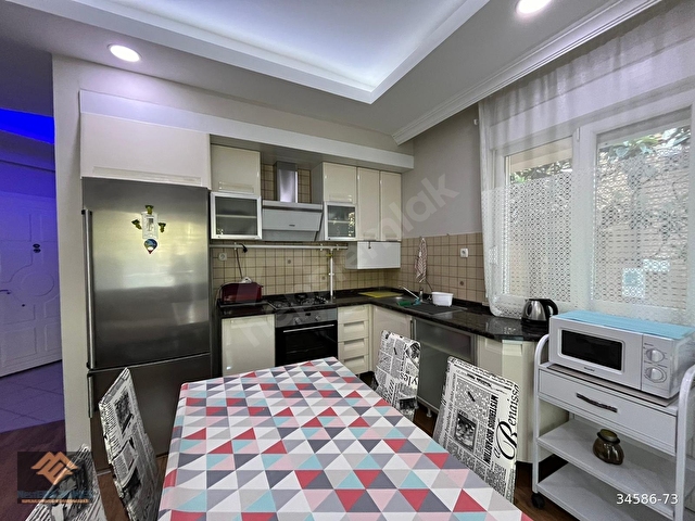 FALEZ YÜRÜYÜŞ YOLUNA ADIM MESAFEDE FULL EŞYALI 1+1 KİRALIK - Görsel 6