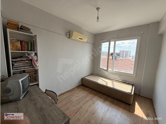 🌊 Karabağlar Vatan Mahallesi’nde Full Deniz Manzaralı 3+1 | 120 m² | Balkonlu kapalı mutfak - Görsel 16