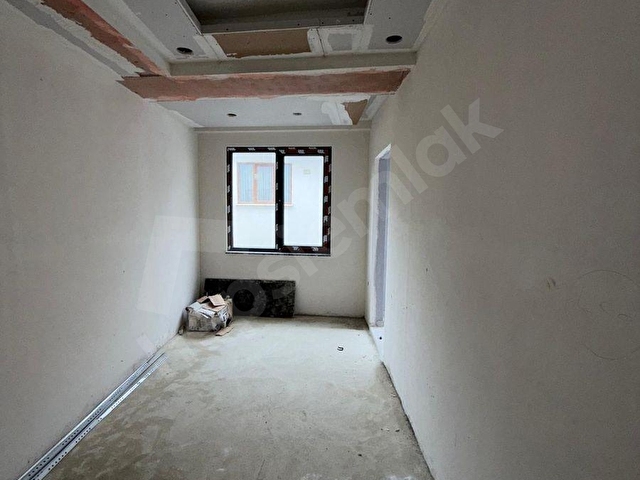 Gaziosmanpaşada Ultra Lüks 2.ve 4.Kat 4+1 Daireler 142m²