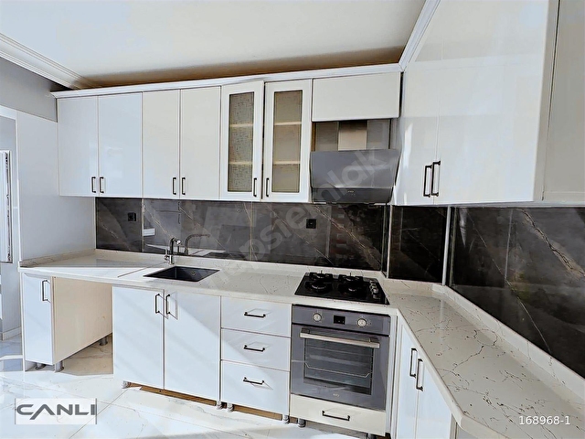 CANLI EMLAKTAN 3+1 CEPHESİ AÇIK 1.KAT 115 M2 DAİRE