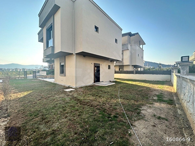 Seferihisarda Müstakil Bir Yaşam Başladı / Havuzlu Müstakil 3+1 Villa /300m2 arsa içinde - Görsel 9
