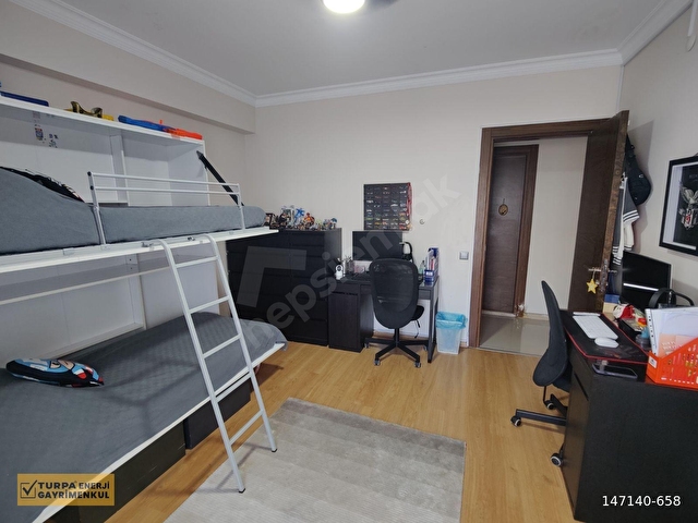 Karşıyaka Fikri Altayda Eşyalı Kiralık 3+1 Daire - Görsel 7