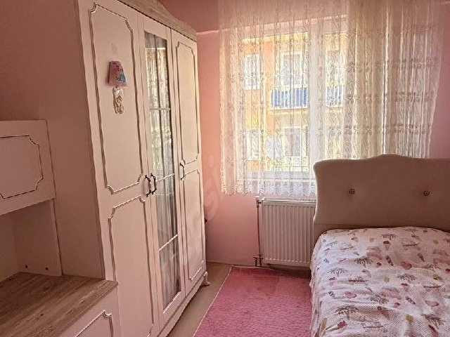 Sahibinden Geniş Bakımlı 3+1Kanal boyunda - Görsel 14