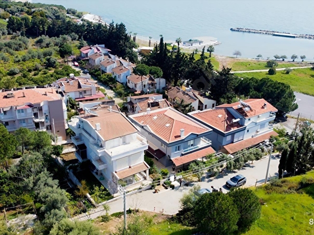 İzmir Özderede Denize Çok Yakın 5+1 Triplexs Villa! - Görsel 5