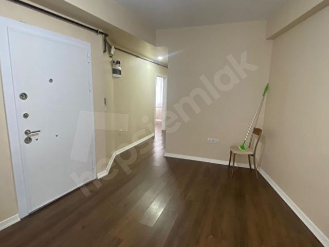 KEMERBURGAZ MERKEZDE 1+1 BALKONLU KAPALI MUTFAKLI 40 M2 NET - Görsel 26