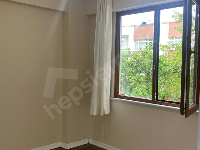 KEMERBURGAZ MERKEZDE 1+1 BALKONLU KAPALI MUTFAKLI 40 M2 NET - Görsel 29