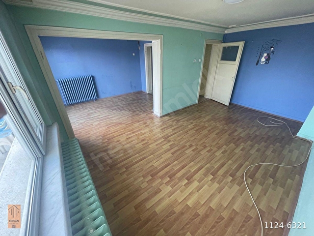 BAHÇELİEVLER 30.SOKAKTA BİRCANDAN 2+L 95m² AÇIK TERASLI MERKEZİ SİSTEMLİ AÇIK OTOPARKLI DAİRE - Görsel 25