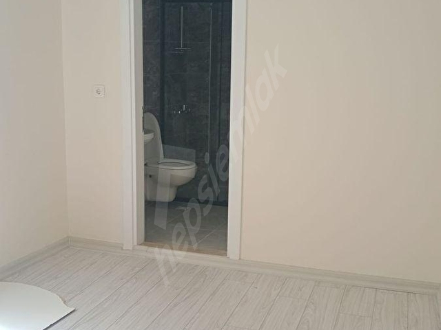ARNAVUTKÖY MERKEZİ KONUMDA 2+1 KULLANŞLI ASANSÖRLÜ ARA KAT DAİRE - Görsel 9