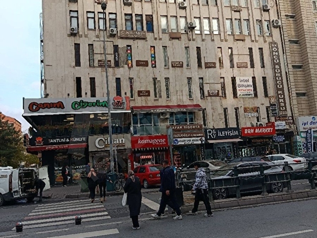 Sahabiye mahallesi  istasyon caddesi 2+1 büro - Görsel 26