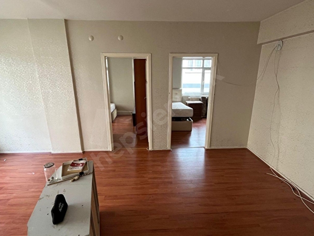 AŞAĞI EĞLENCENİN MERKEZİNDE ARA KAT 2 BALKONLU 3+1 DAİRE - Görsel 13