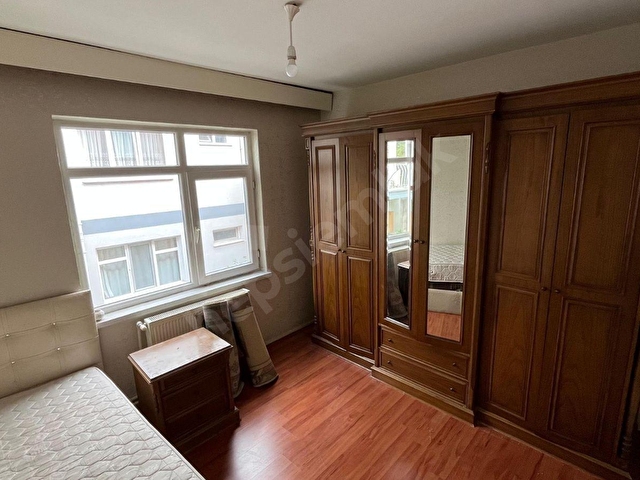 AŞAĞI EĞLENCENİN MERKEZİNDE ARA KAT 2 BALKONLU 3+1 DAİRE - Görsel 10