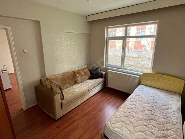 AŞAĞI EĞLENCENİN MERKEZİNDE ARA KAT 2 BALKONLU 3+1 DAİRE - Görsel 7