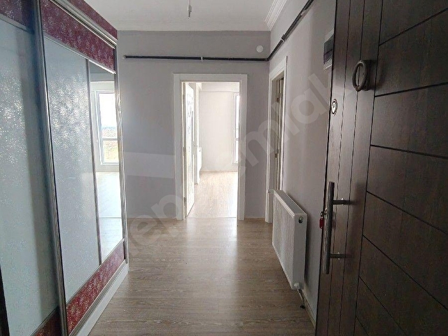 3+1 ARA KAT - GÜNEY CEPHE - CADDE ÜZERİ - Görsel 5
